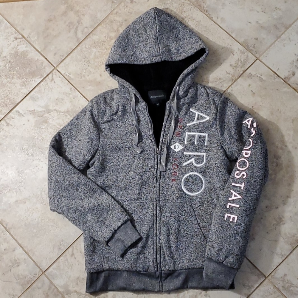 Aeropostale Sweater  Size Medium  NWT